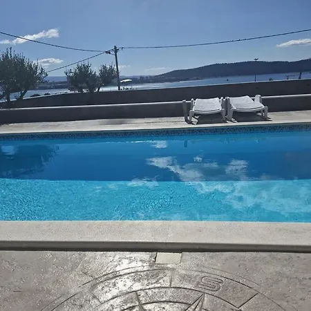 Oliva With Heated Pool