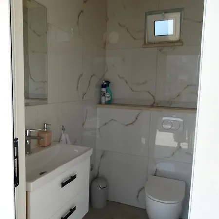 Oliva With Heated Pool 4* Каштела
